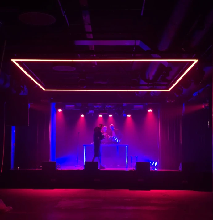 Lyd- og lysinstallasjon levert av Nikov AS